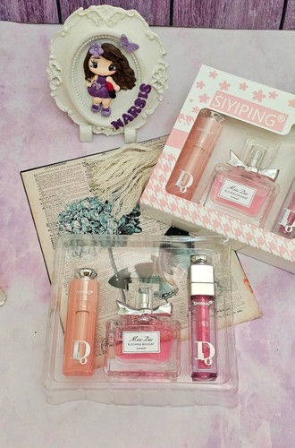 پک ۳ تیکه عطر،بالم،لیپ گلاس SIYPING